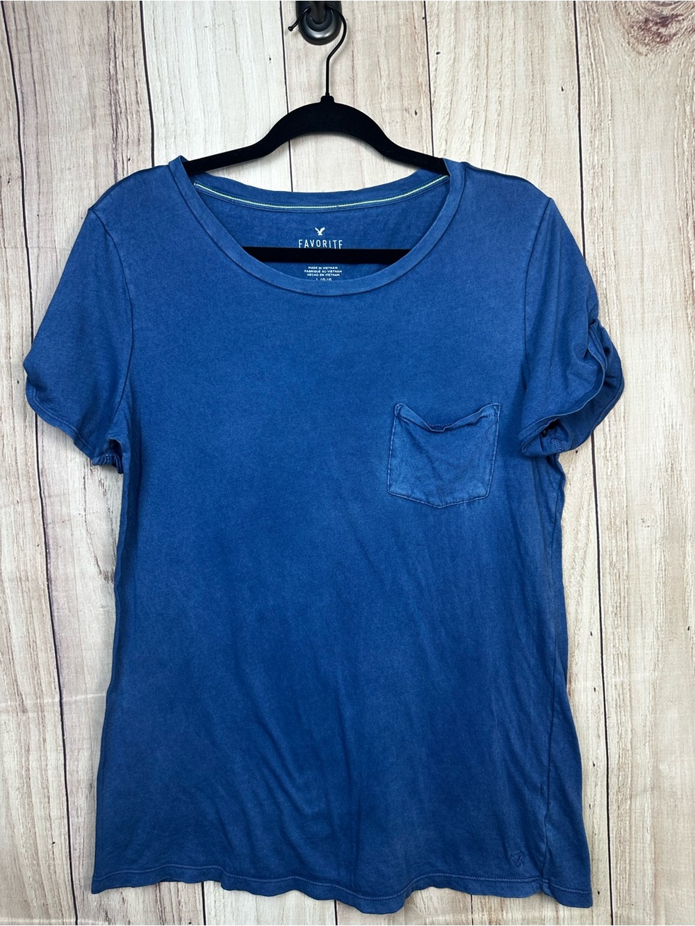 American Eagle Outfitters Favorite T Blue Short Sleeve Pocket Tee